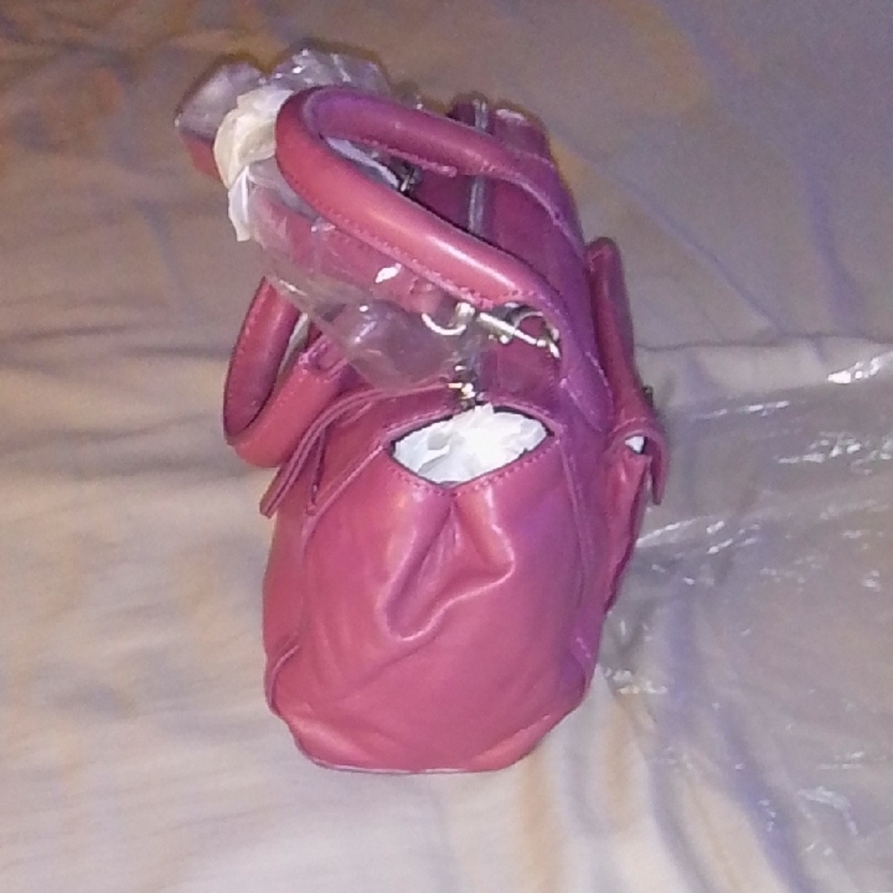 Lucky Brand Pink Satchel with Structured Design and Double Handles - Picture 5 of 10